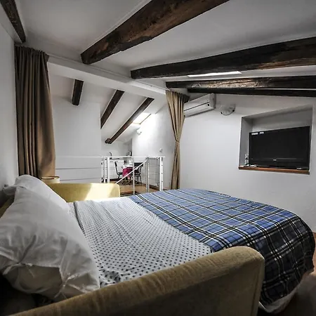 Il Calle Albano Bed and Breakfast *