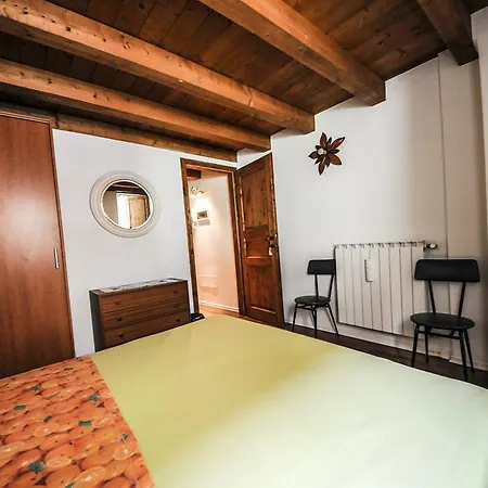 Il Calle Albano Oda ve Kahvaltı *